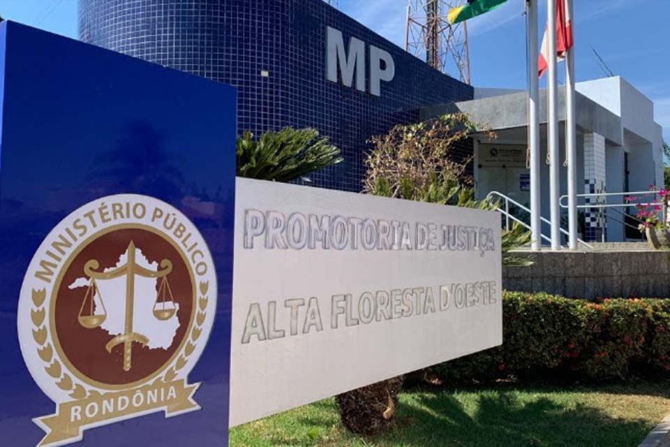 MPRO celebra acordo para entrega de caminhão compactador ao Município de Alta Floresta do Oeste