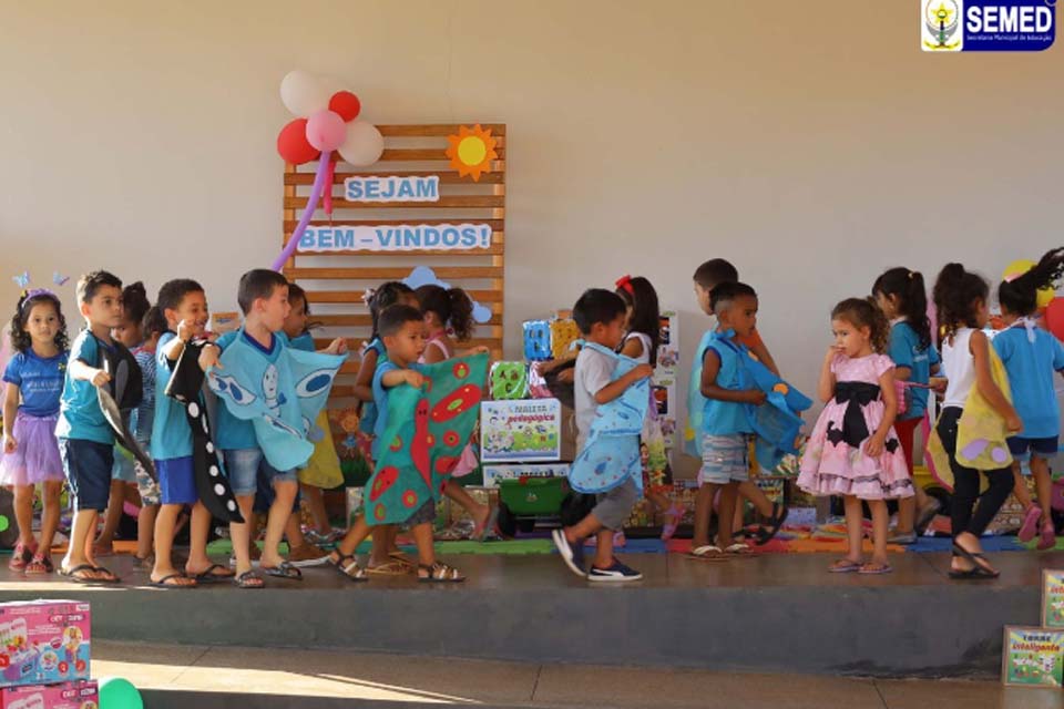 Prefeitura de Pimenta Bueno promove entrega de brinquedos nas escolas infantis em parceria com o Governo Federal.