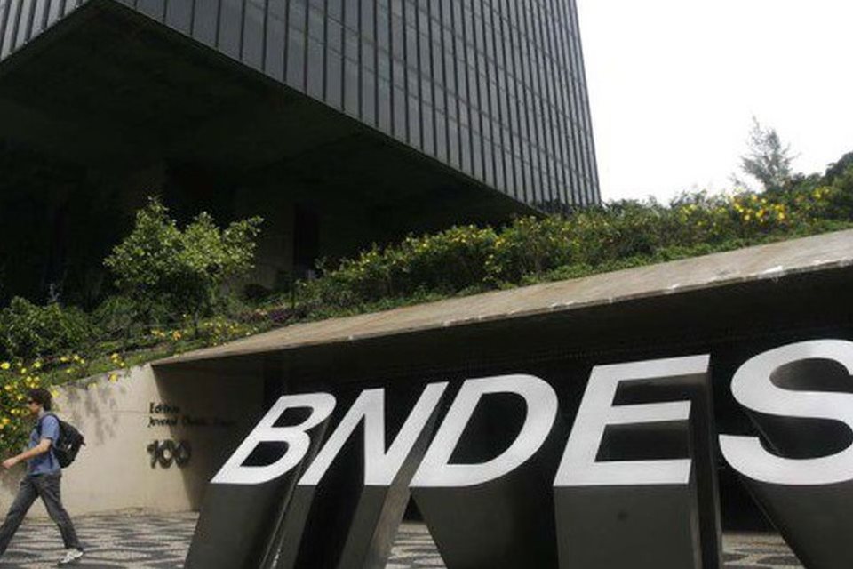 BNDES libera R$ 1,1 bi para empresas afetadas por pandemia