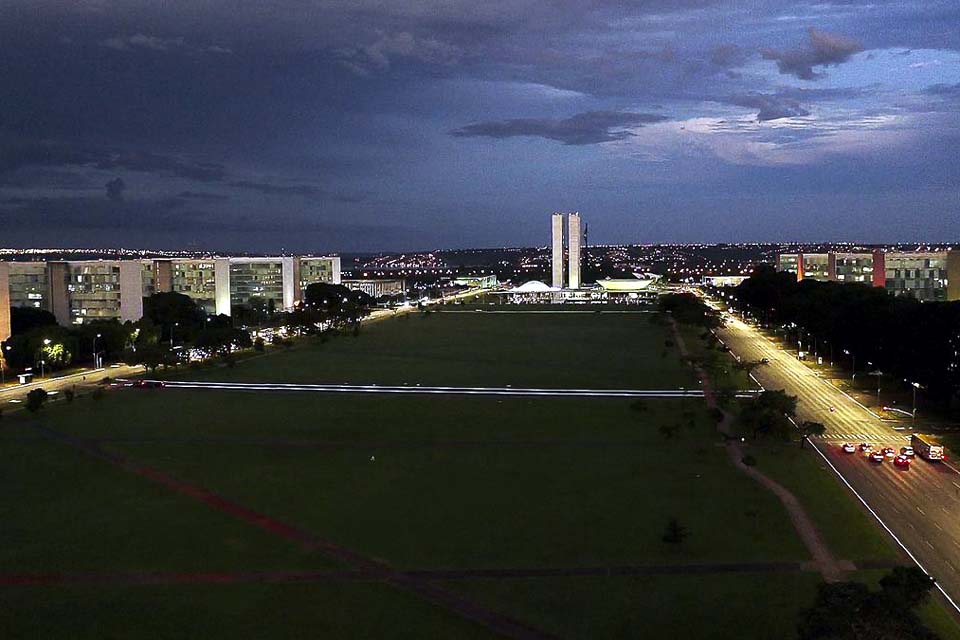 Governo confirma proposta de 9% de reajuste a servidores federais