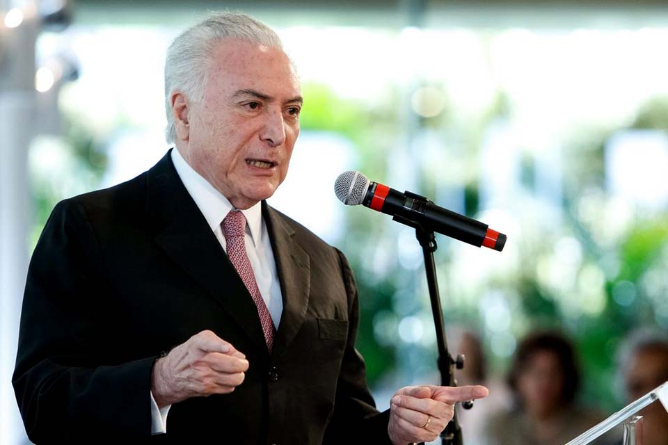 Justiça Federal autoriza saída de Michel Temer do Brasil