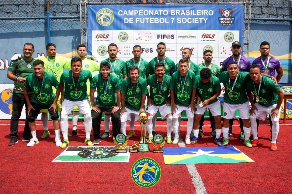 Divisa goleia time paulista e sagra-se campeão brasileiro de Soccer Society