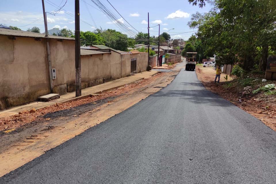 Trechos do bairro Vila da Eletronorte recebem pavimentação