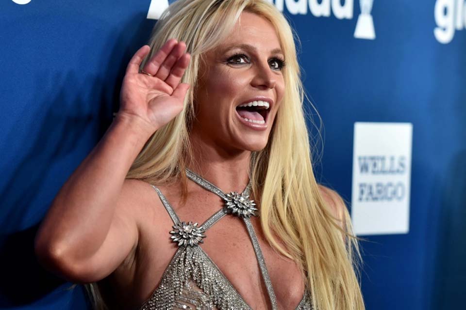 'Rezo para que queimem no inferno', diz Britney Spears sobre os pais