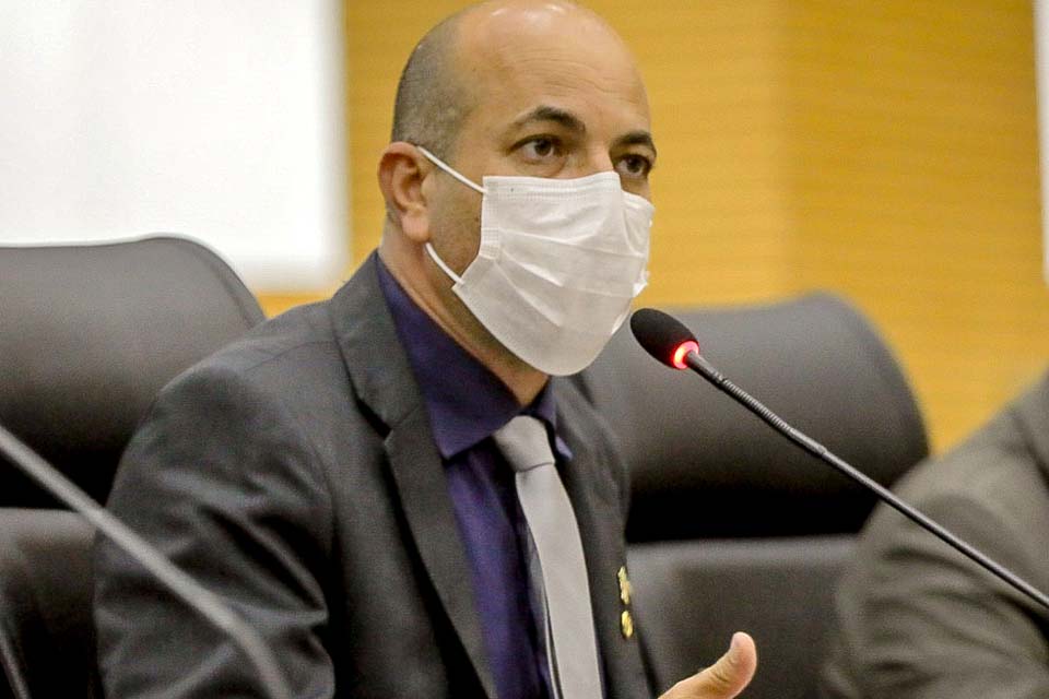 Ismael Crispin anuncia licitação para obras da sede do Corpo de Bombeiros em São Miguel do Guaporé