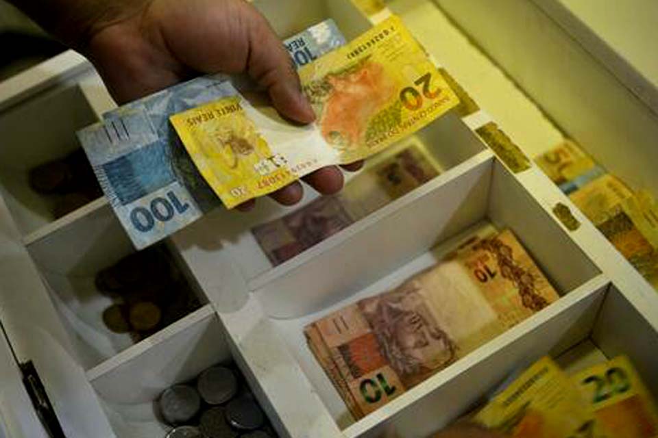 Arrecadação federal bate recorde de R$ 203,17 bilhões em setembro