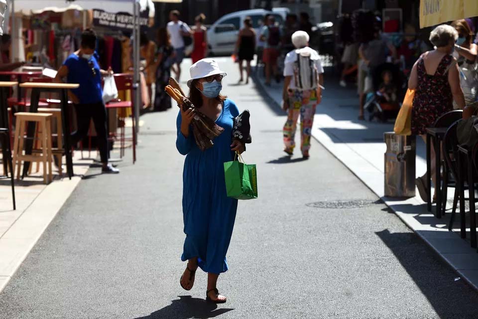 Com termômetros acima dos 40°C, onda de calor deixa França em estado de alerta