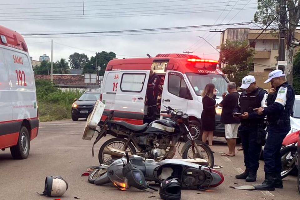 Colisão entre motos deixa três pessoas feridas em Porto Velho