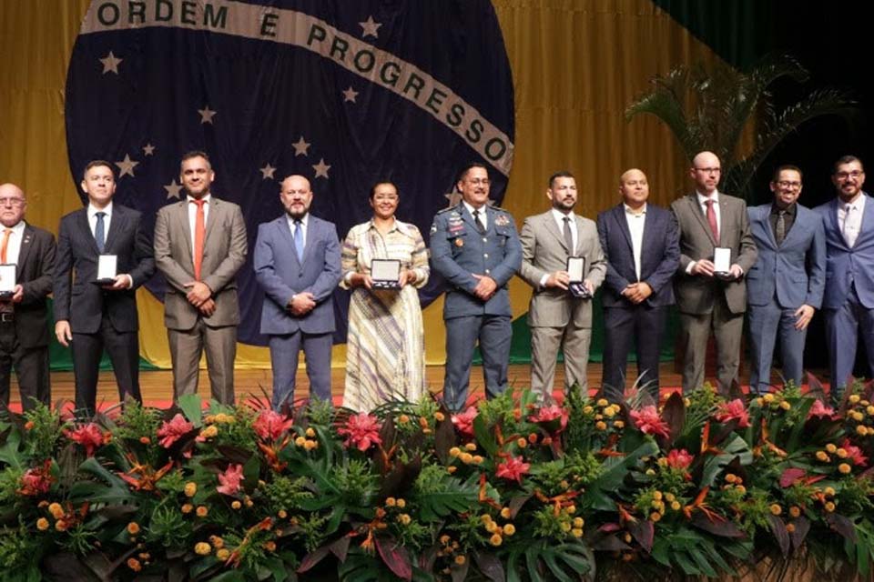 Integrantes do Ministério Público são homenageados com medalha da Secretaria de Segurança, Defesa e Cidadania em evento na capital