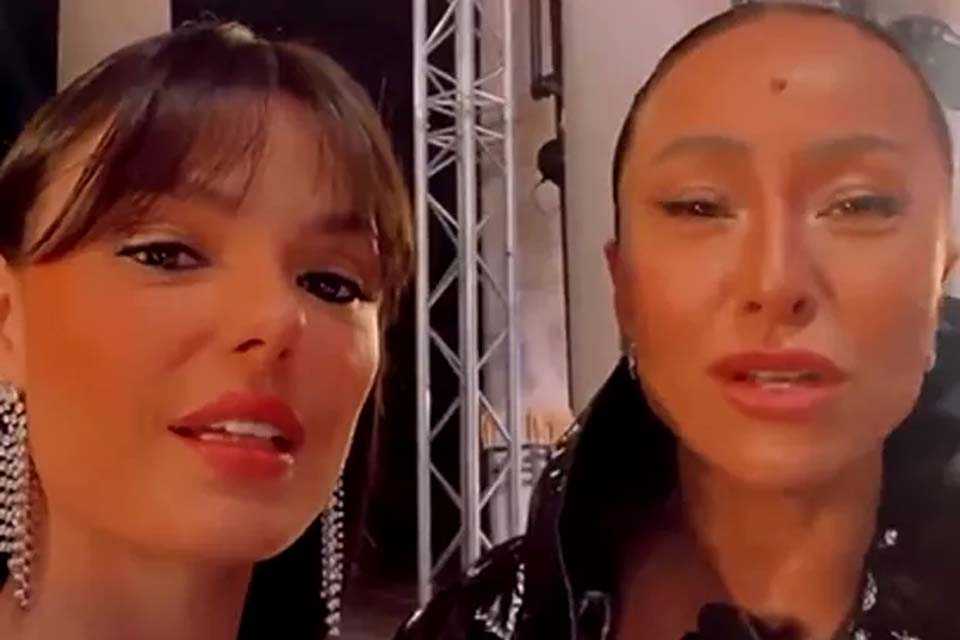 Em Paris, Isis Valverde e Sabrina Sato falam sobre saudade dos filhos