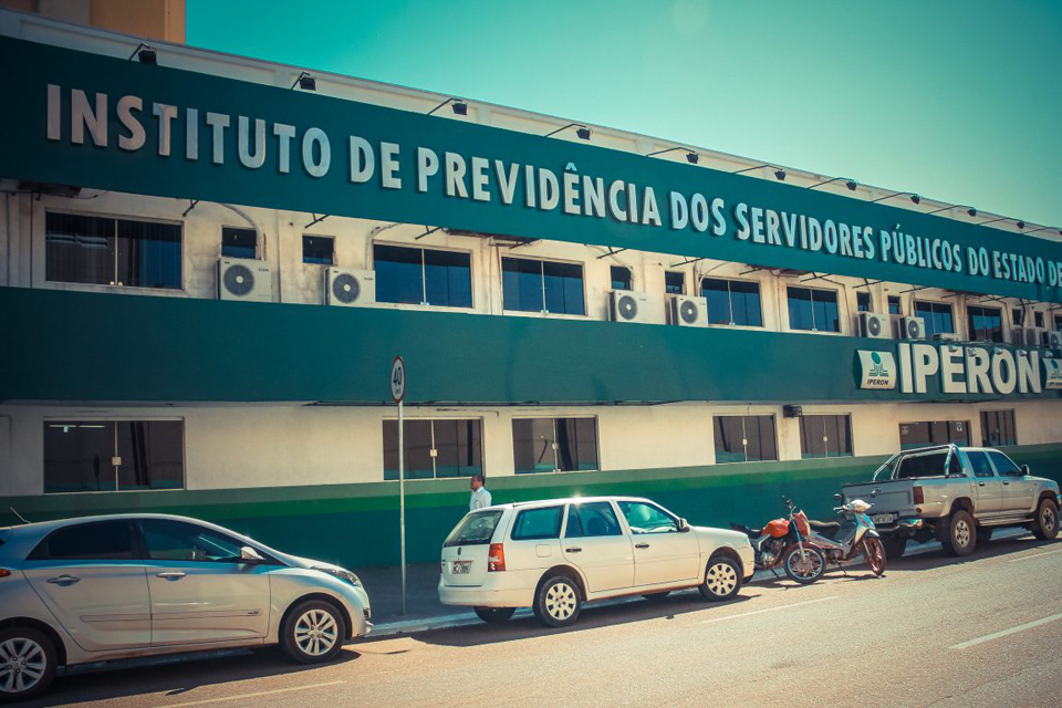  Informe SINJUR sobre novo decreto do Governo do Estado de Rondônia que prorroga prazo de recadastramento no IPERON