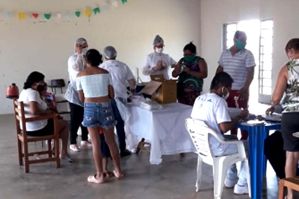 Porto Velho: Mais de 300 moradores do residencial Cristal da Calama são vacinados contra a gripe H1N1, H2N3 e Influenza B