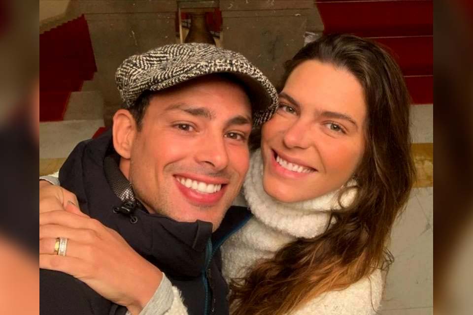 Cauã Reymond e Mariana Goldfarb tiveram covid-19