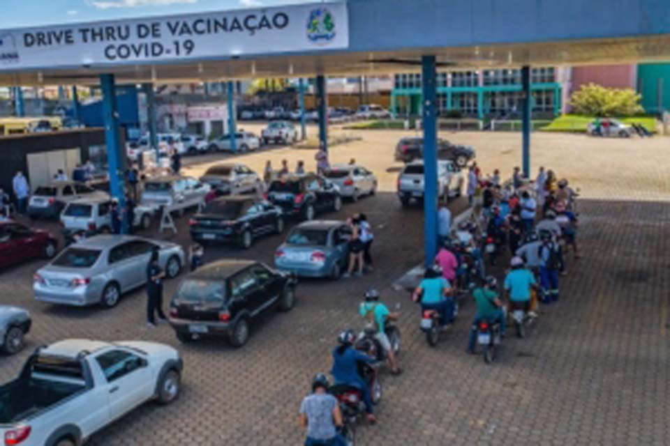 Município vacina quase 5 mil pessoas contra a Covid-19 em um dia