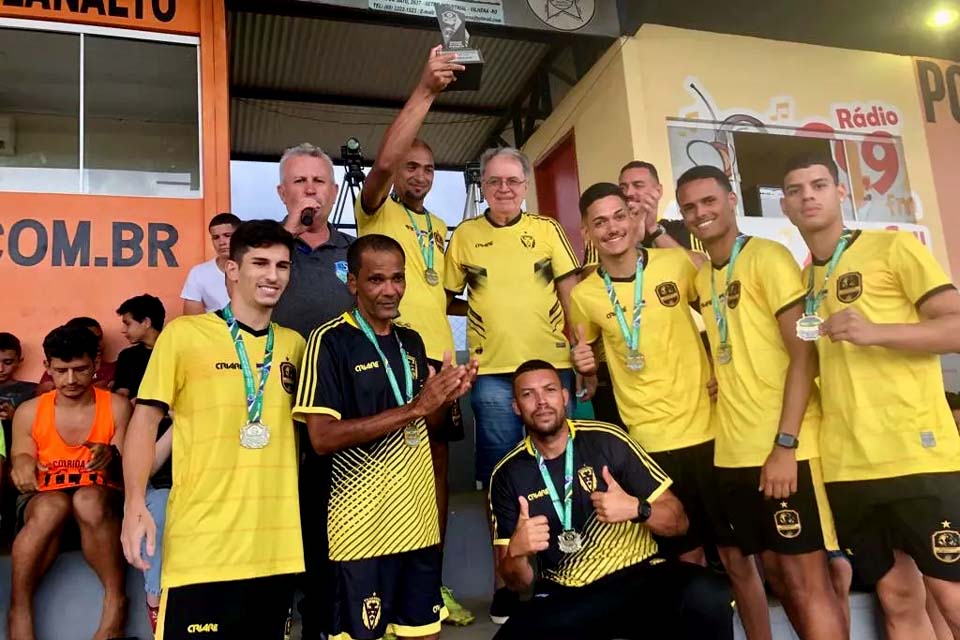 Vilhenense recebe premiação pelo Título do Rondoniense Série B