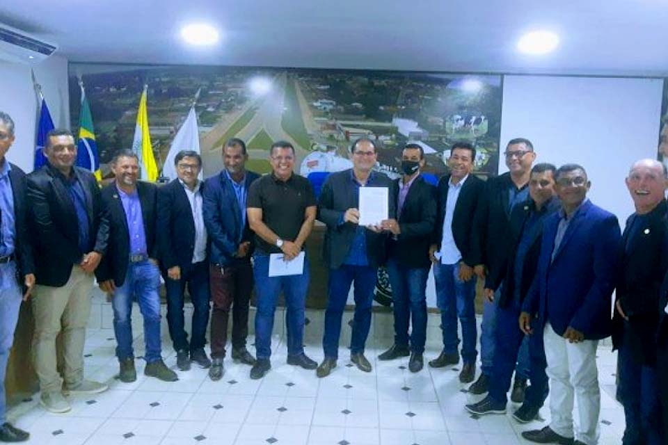 Câmara de Vereadores de Nova Mamoré inaugura Sala do Empreendedor