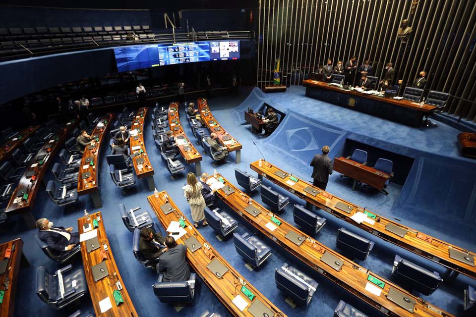 Senado aprova MP que aumenta a tributação sobre o lucro dos bancos