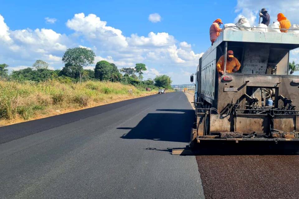 Microrrevestimento aumenta durabilidade da pavimentação asfáltica e melhora trafegabilidade da RO-479 