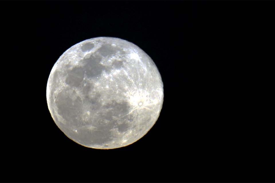 Astronomia: julho terá chuva de meteoros e Lua dos Cervos