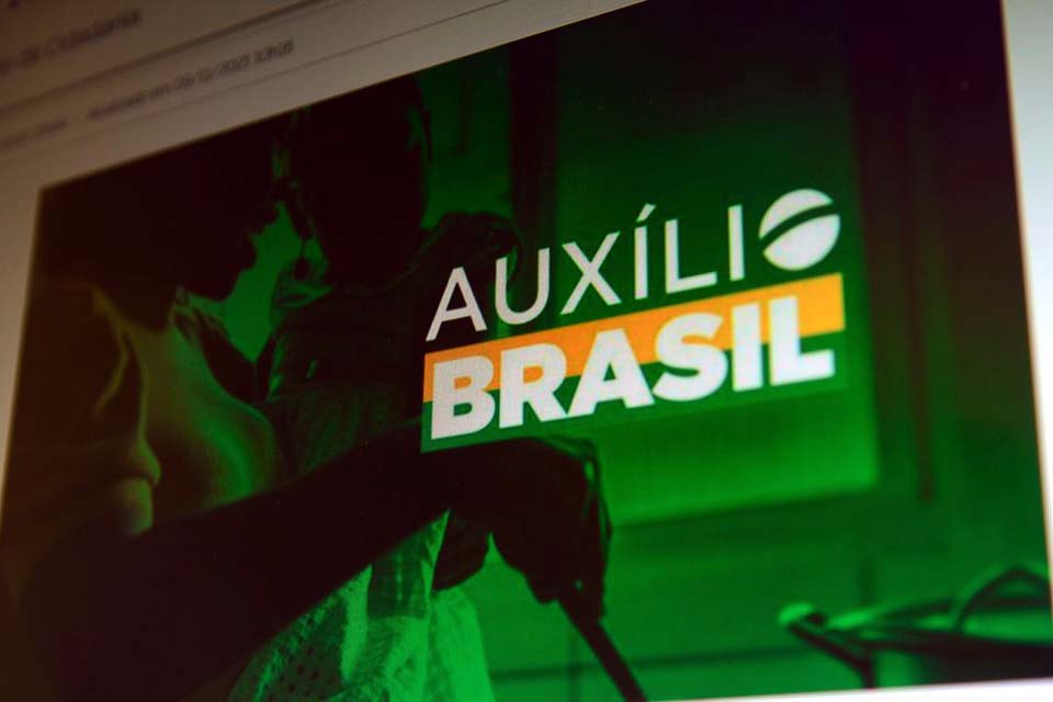 Caixa paga Auxílio Brasil a beneficiários com Número de Inscrição Social de final 9