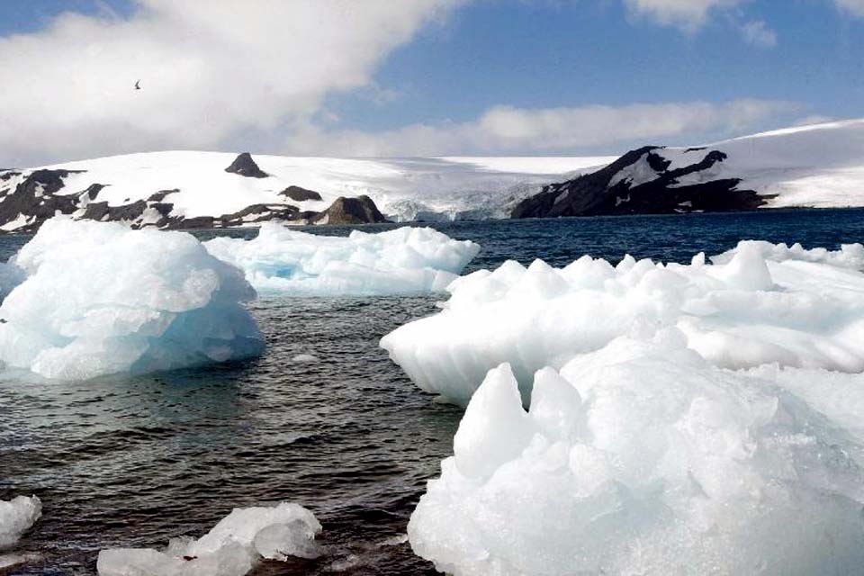 Aumento de temperatura pode chegar a 2,7 graus no século, alerta ONU