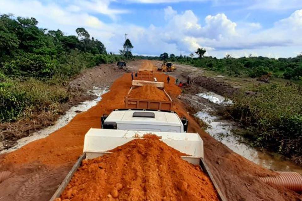 Governo de Rondônia executa serviços para garantir acesso às comunidades quilombolas 