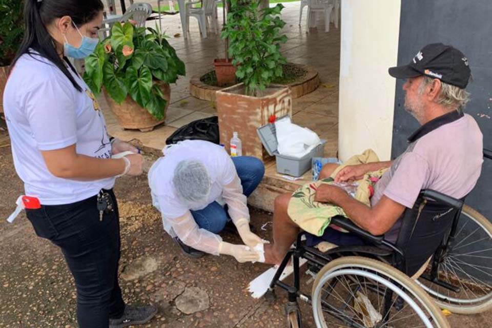 Pessoas em situação de rua são acolhidas pela Secretaria Municipal de Assistência Social