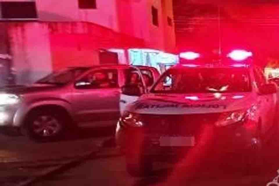 Ladrões são presos pela PM após roubarem carro de policial civil 