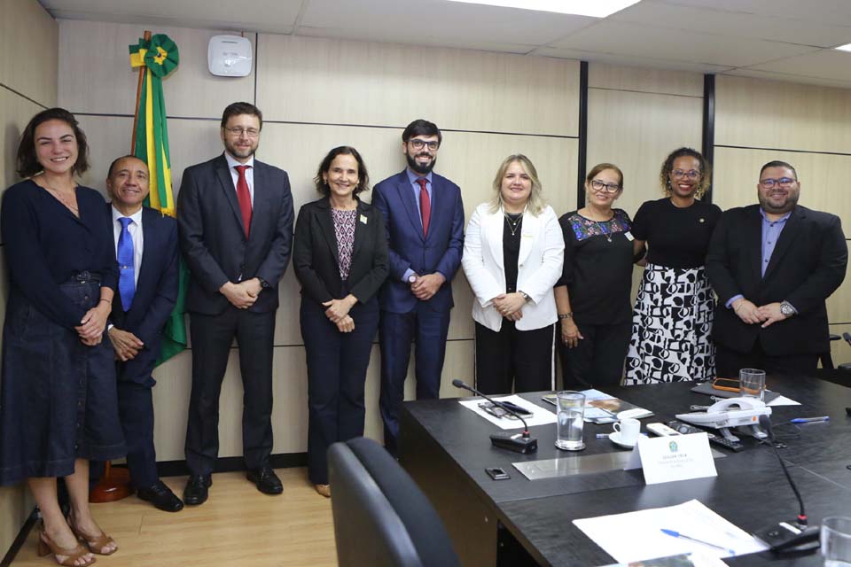 Regime de colaboração e ações na educação de Rondônia são tema de reunião no MEC