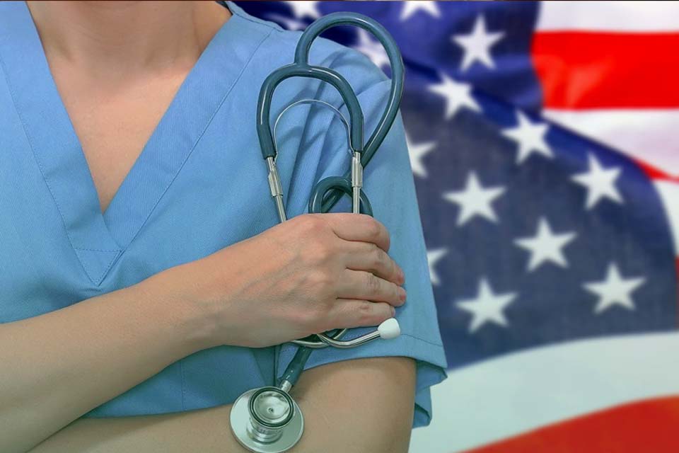 Médicos estrangeiros poderão trabalhar nos EUA sem fazer residência a  partir de 2024 - AG Immigration
