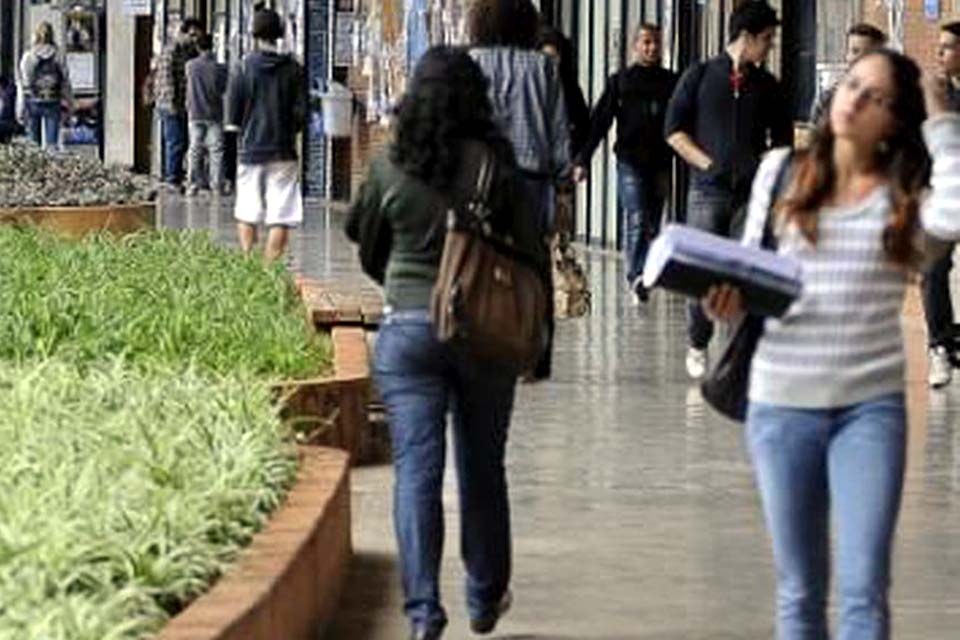 Mapa do Ensino Superior aponta maioria feminina e branca