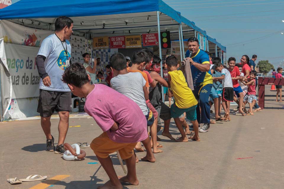 Com esportes e brincadeiras, Projeto Rua de Lazer levou entretenimento de qualidade para os moradores de Porto Velho