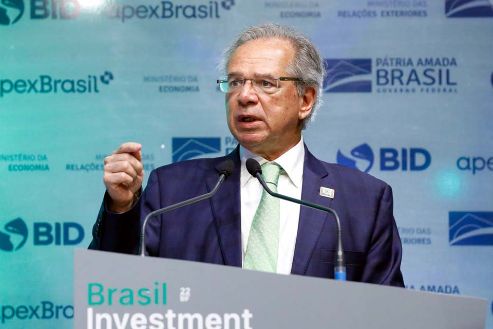 Mundo vive turbulência econômica que vai piorar, diz ministro