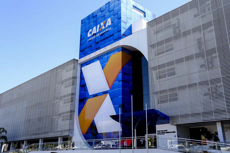 Caixa paga auxílio emergencial a nascidos em setembro