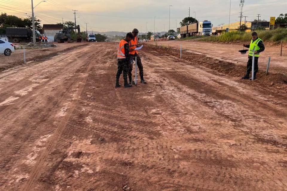 Exército retoma obras de construção das marginais no setor 08