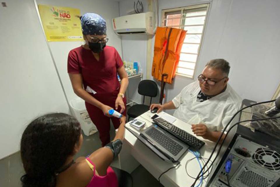 Rondônia Cidadã presta serviços a comunidades indígenas em ação inédita do barco hospital 