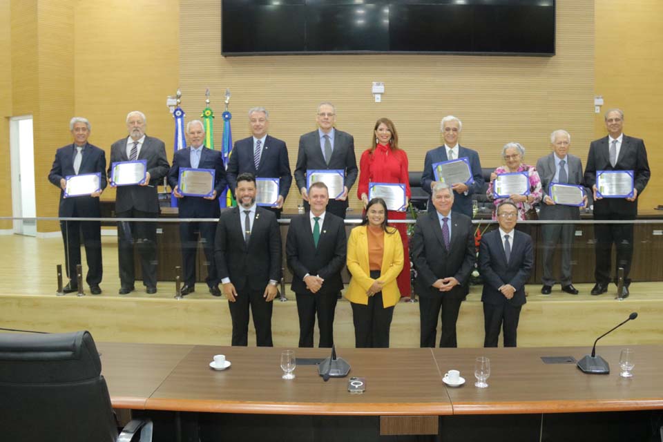 Assembleia Legislativa de Rondônia homenageia Associação dos Magistrados de Rondônia pelos 40 anos de fundação