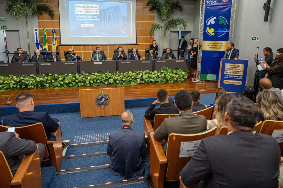 Prefeito Hildon Chaves prestigia a solenidade de posse de novo presidente do Tribunal de Contas do Estado