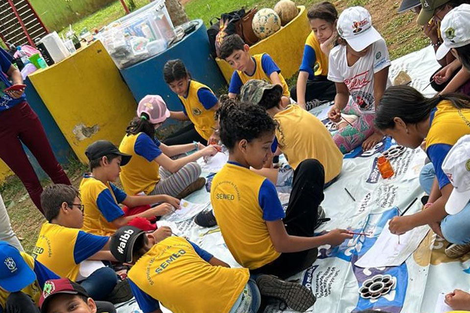 Projeto “Mãos que protegem” promove educação ambiental entre crianças das redes municipal e estadual