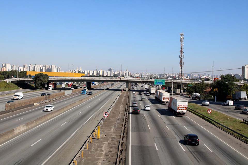 Novo Programa de Aceleração do Crescimento prevê mais de 300 obras em rodovias e ferrovias 