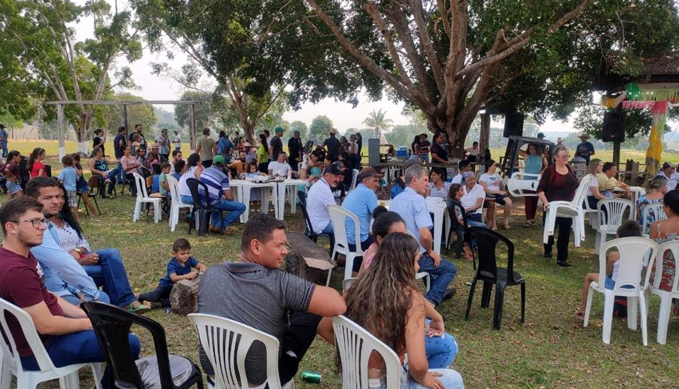 Leilão de gado em Chupinguaia arrecada recursos para prevenção ao câncer em Rondônia