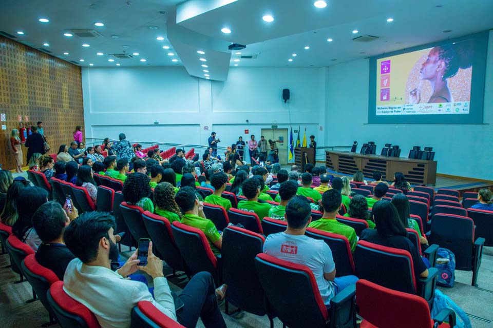 Evento “Mulheres Negras em Espaços de Poder” debate desafios enfrentados