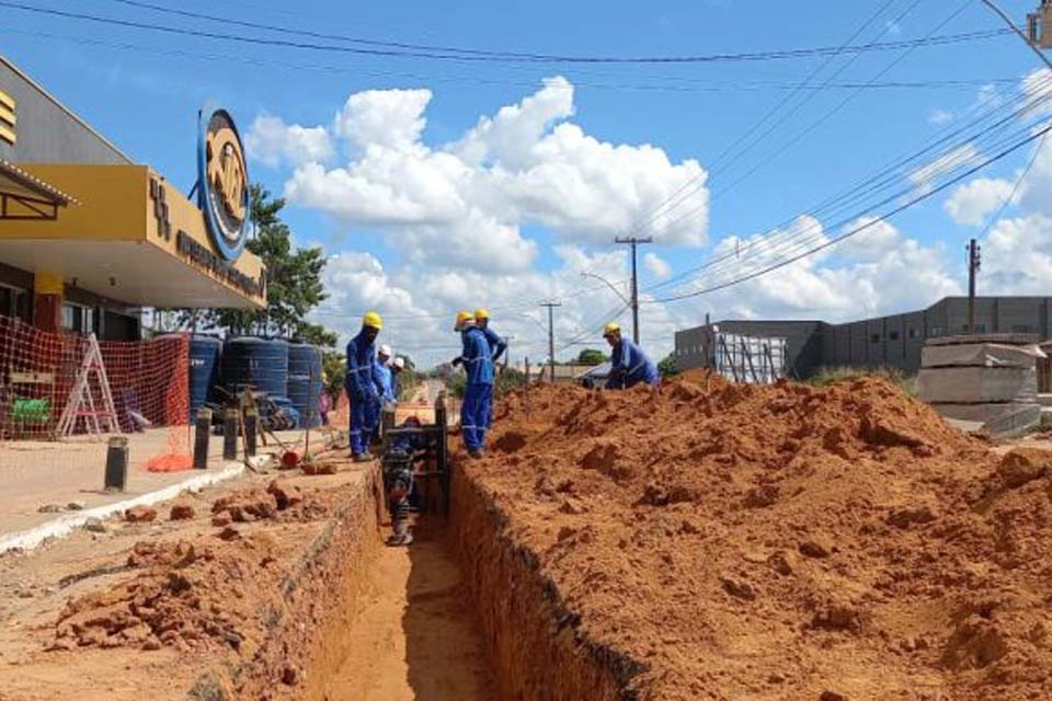 Obra do PAC de instalação do Sistema de Esgotamento Sanitário é realizada em seis frentes de trabalho