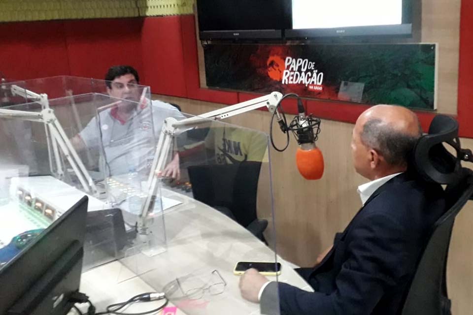 Deputado Federal Chrisóstomo em entrevista a emissora de Rádio Parecis fala sobre a obra de reconstrução da BR-319