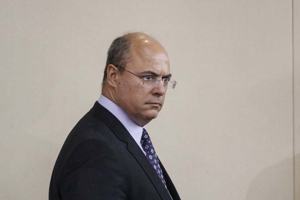 Tribunal decide se prossegue com processo de impeachment de Witzel