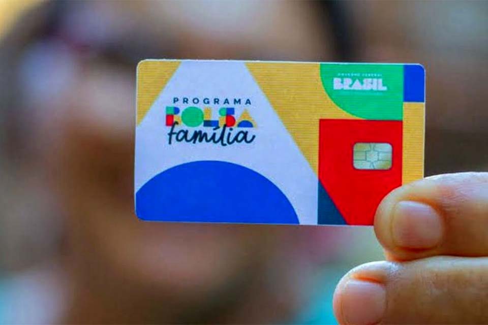 Caixa paga novo Bolsa Família a beneficiários com Número de Inscrição Social de final 7