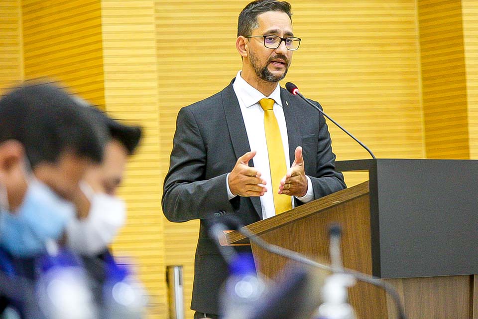 Deputado Anderson garante que enquanto não for resolvida a regulamentação da Polícia Penal e o PCCR da categoria, nenhum projeto da Sejus será votado na ALE/RO