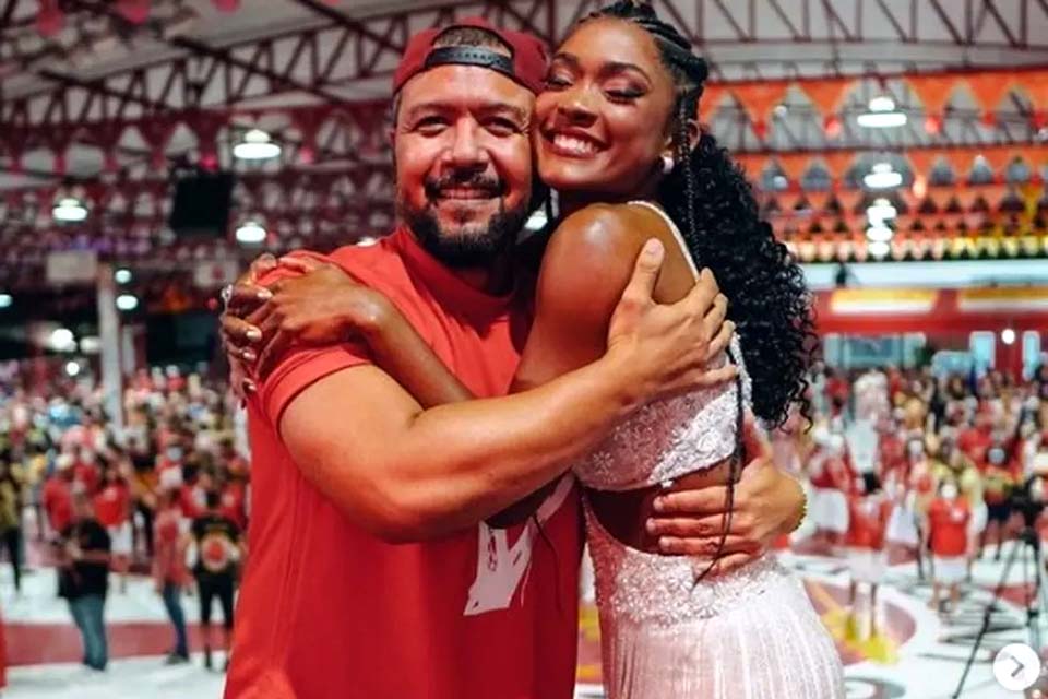 Erika Januza revela que está ansiosa para coroação como rainha de bateria da Viradouro