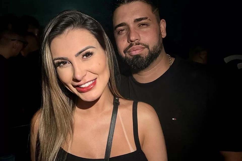 Andressa Urach anuncia fim de namoro após um mês: 'Focada no meu trabalho'