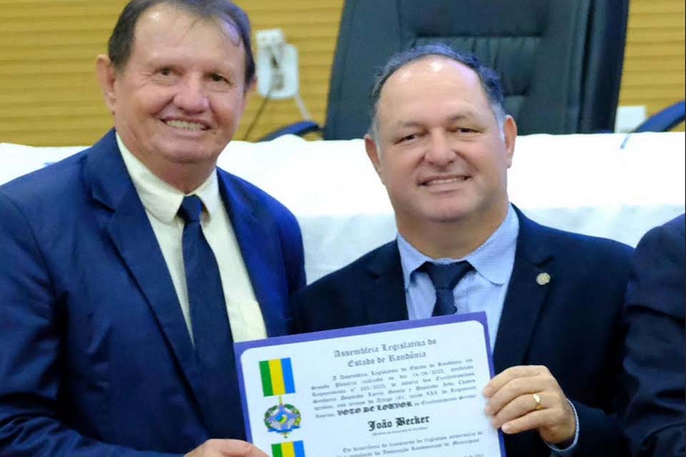 Prefeito de Cujubim João Becker recebe Voto de Louvor da Assembleia Legislativa de Rondônia